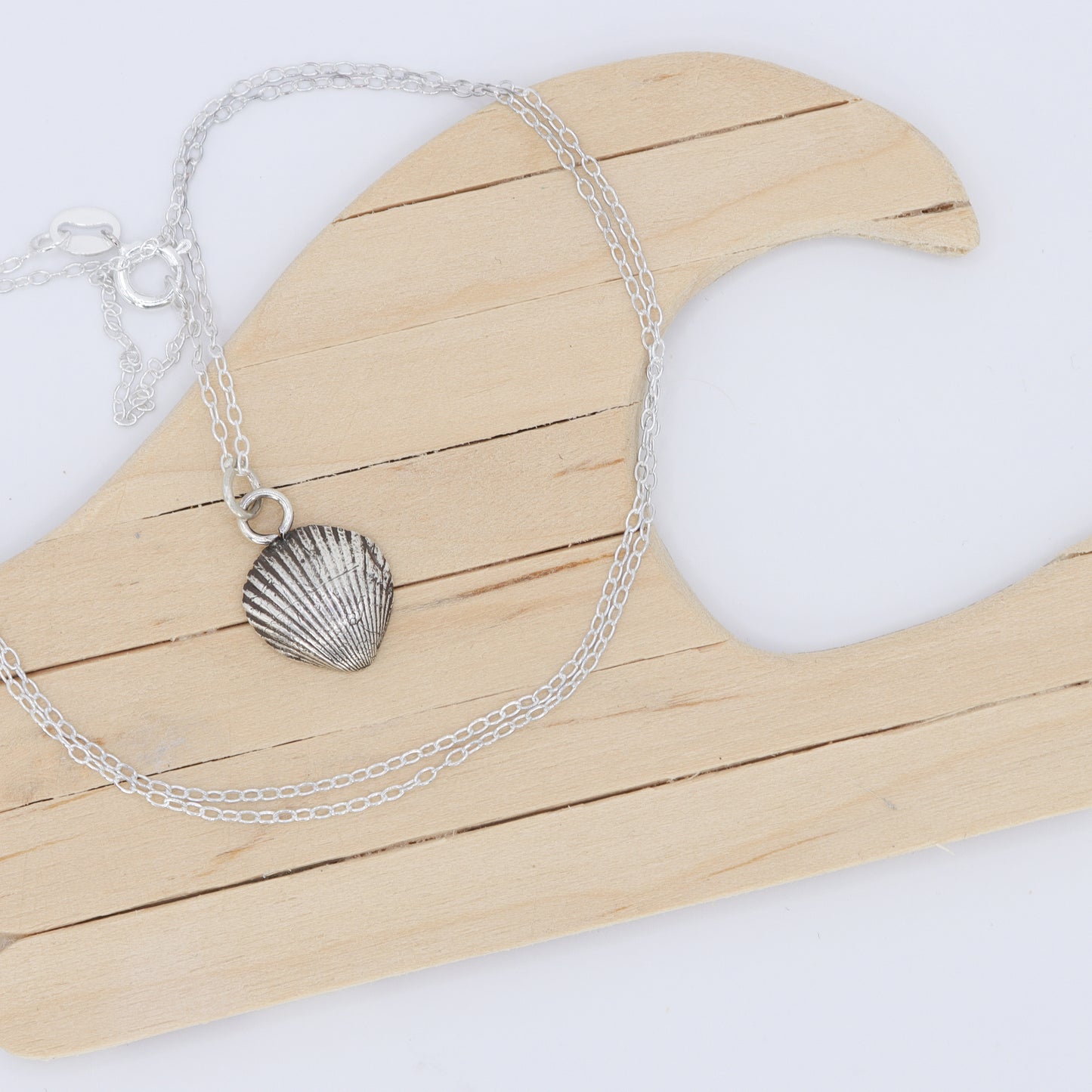 Fine Silver Cockle Shell Pendant